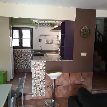 Casas Lucas - Carleo Outes